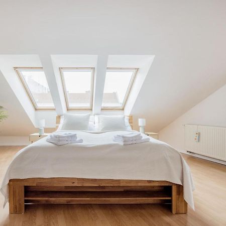 Bright And Spacious Penthouse W/ Terrace & Parking Budapest Exterior foto